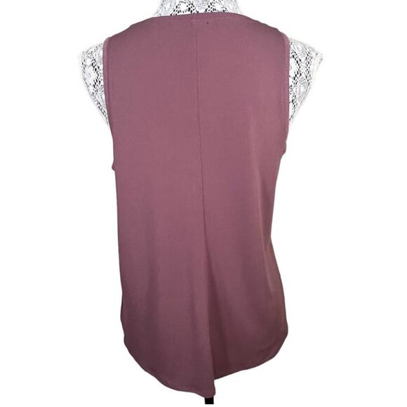 Express Women's V-Neck Sleeveless Top Sold Color / Size Small - Picture 3 of 5